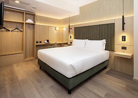 Holiday Inn Naples by IHG