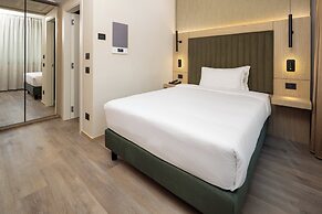 Holiday Inn Naples by IHG