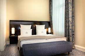 Hotel Atlantic Hamburg, Autograph Collection