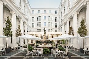 Hotel Atlantic Hamburg, Autograph Collection
