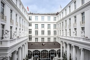 Hotel Atlantic Hamburg, Autograph Collection