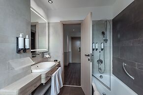 Hilton Garden Inn Rome Colosseum