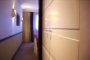 Hotel Paris Neuilly