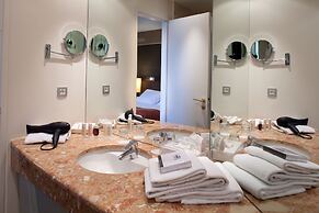 Hotel Paris Neuilly