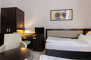 Garner Hotel Hamburg Graf Moltke by IHG