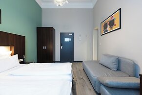 Garner Hotel Hamburg Graf Moltke by IHG