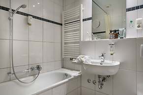 Garner Hotel Hamburg Graf Moltke by IHG