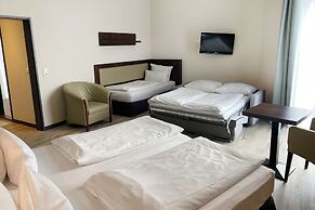 Garner Hotel Hamburg Graf Moltke by IHG