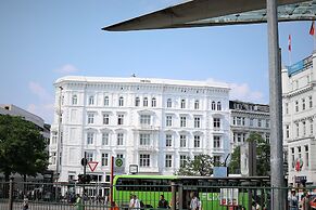 Garner Hotel Hamburg Graf Moltke by IHG
