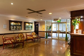 The Waterside Hotel