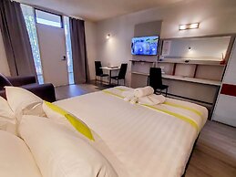 Sandors Motor Inn