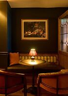 The White Horse - A Heartwood Inn