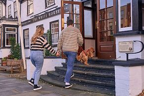 The White Horse - A Heartwood Inn