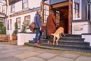 The White Horse - A Heartwood Inn