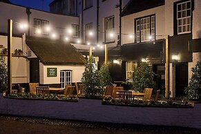 The White Horse - A Heartwood Inn