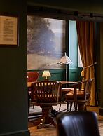 The White Horse - A Heartwood Inn