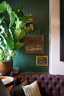 The White Horse - A Heartwood Inn