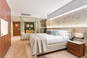 Sir Anthony Hotel
