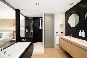Sir Anthony Hotel