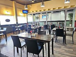 Travelodge by Wyndham Prince Albert