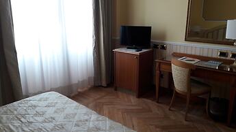 Andreola Central Hotel