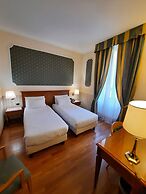 Andreola Central Hotel