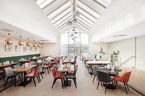 Holiday Inn Lincoln by IHG
