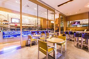 Crowne Plaza Bangkok Lumpini Park by IHG