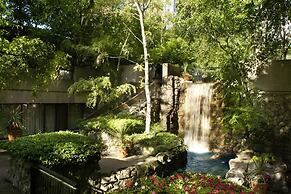Sheraton Centre Toronto Hotel