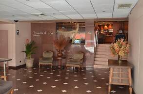 Maria Angola Hotel & Centro de Convenciones