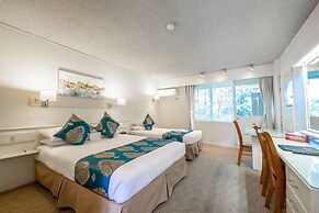 Twin Towers Inn