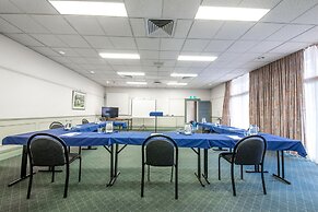 Twin Towers Inn