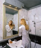Colomba D'Oro Hotel