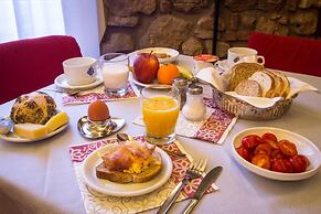 Colomba D'Oro Hotel
