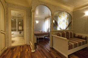 Colomba D'Oro Hotel