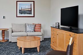 DoubleTree by Hilton Hotel Berkeley Marina
