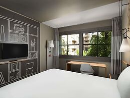 ibis Budapest Heroes Square