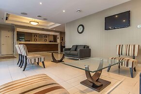 Comfort Suites Downtown