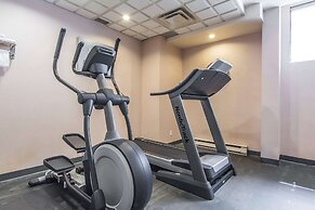 Comfort Suites Downtown
