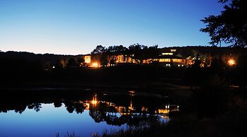 Deerhurst Resort