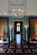 Castel de Pont-à-Lesse Hotel