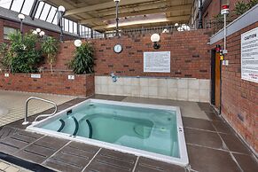 Quality Inn & Conference Centre