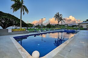 Cairns Harbourside Hotel