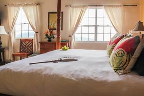 Mafolie Hotel