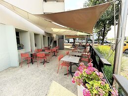 ibis Poitiers Sud