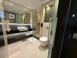 Crowne Plaza Bahrain by IHG