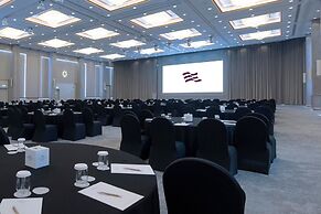 Crowne Plaza Bahrain by IHG