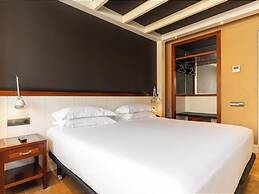 U232 Hotel