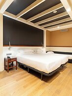 U232 Hotel