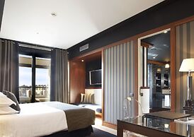 U232 Hotel